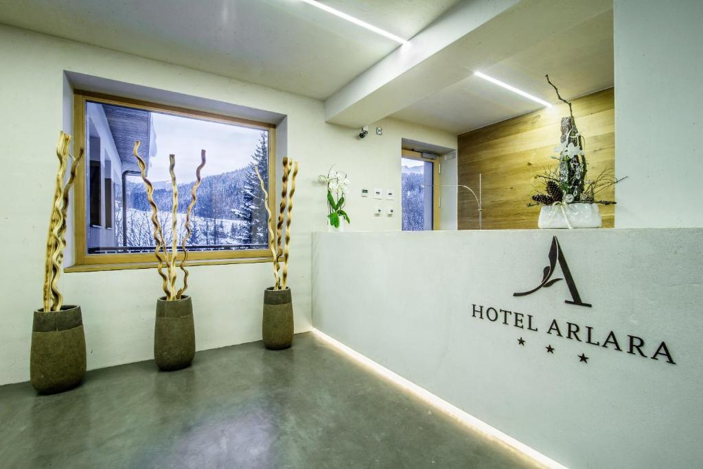 Hotel Arlara Corvara In Badia Esterno foto