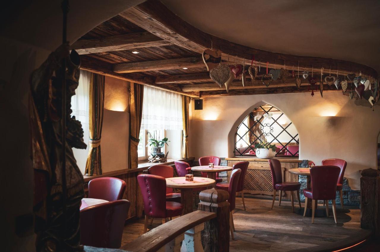 Hotel Arlara Corvara In Badia Esterno foto